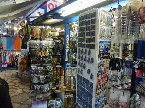 Ab heute tritt es die Griechen hart