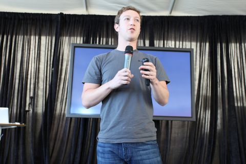 Die richtigen Signale - Facebook ist kein rechtsfreier Raum